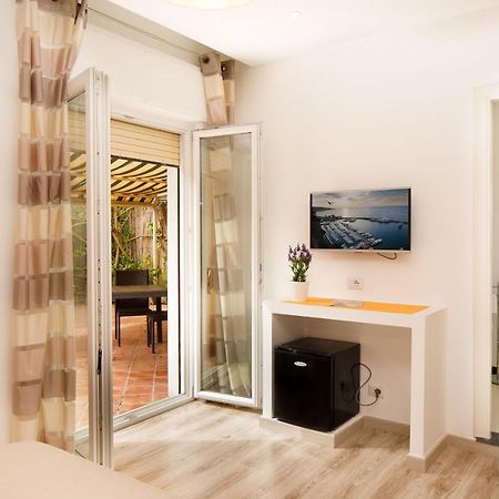 Sorrento Comfort Rooms con piscina Esterno foto